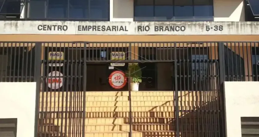 Espaço comercial versátil no CORAÇÃO DA CIDADE!