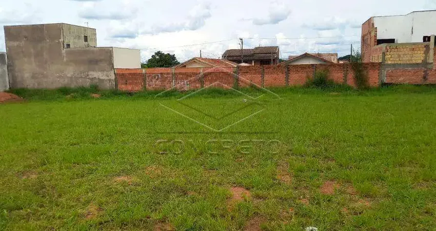 Casa à venda no Jardim Marcia, Agudos 