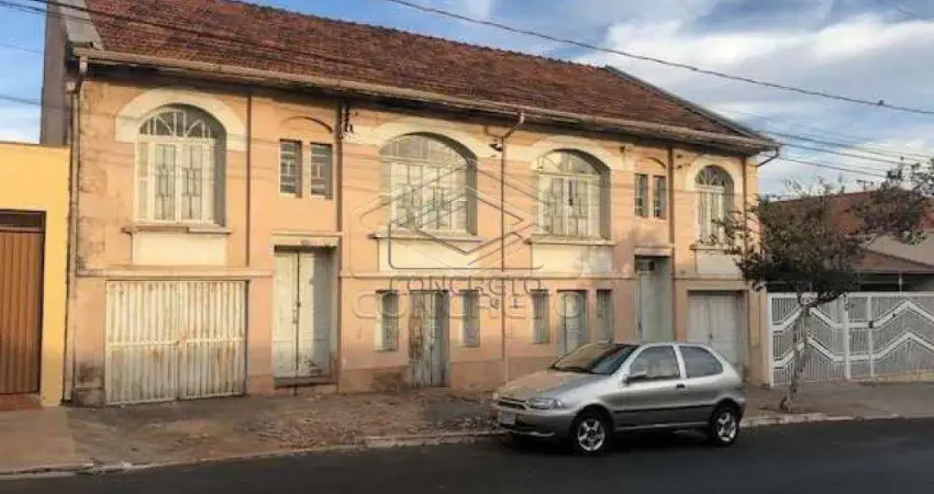 Casa com 4 quartos à venda no Centro, Agudos 
