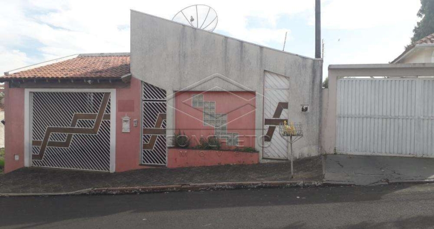 Casa com 3 quartos à venda no Centro, Agudos 