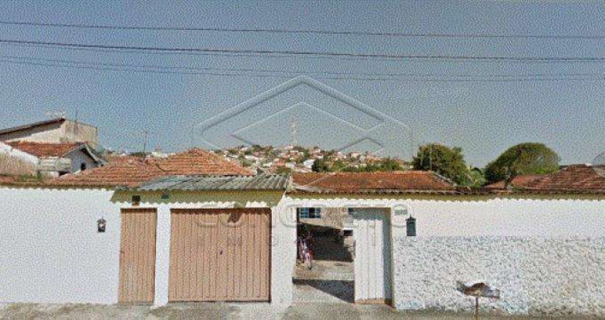 Casa com 4 quartos à venda no Centro, Agudos 