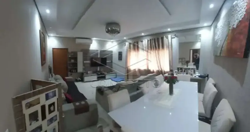 CASA À VENDA - JD. MARCIA II - AGUDOS