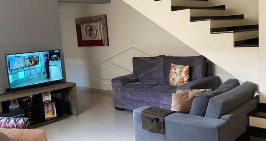 CASA NO SANTA EDWIRGES, assobrada com ótima localização!