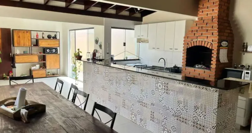 Casa com 3 quartos à venda no Parque Vista Alegre, Bauru 