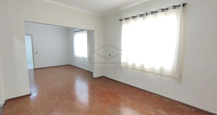 Casa Padrão em Lençóis Paulista