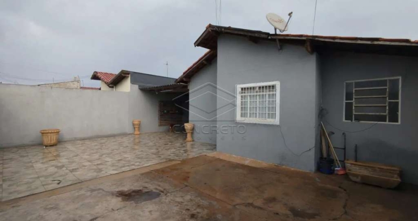 Casa -3 dormitórios - 1 suíte - Santa Cândida