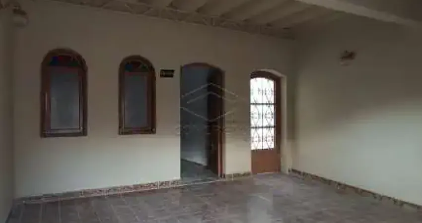 CASA COM 3 DORMITÓRIOS, SENDO 1 SUÍTE, LOCALIZADA PRÓXIMA AO SUPERMER. CONFIANÇA DA CASTELO