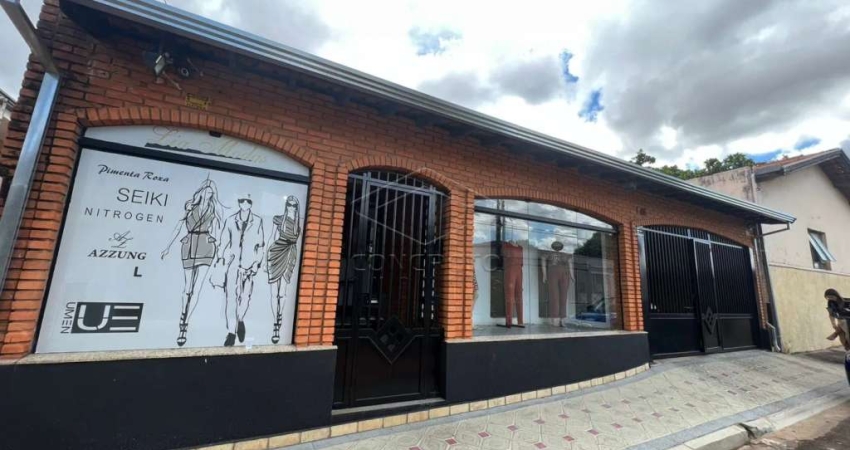 Casa com 3 quartos à venda na Vila Pacífico, Bauru 