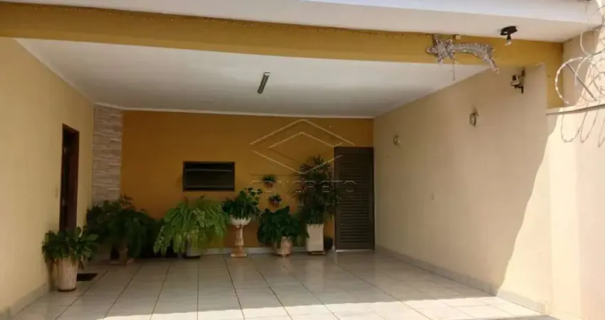 Casa ampla em boa localização para venda - VILA PARAISO!