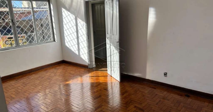 SOBRADO COM 3 DORMITÓRIOS, SENDO 1 SUÍTE, PRÓXIMO A DUQUE DE CAXIAS PARA USO COMERCIAL OU RESIDENCIAL. CENTRO, BAURU/SP