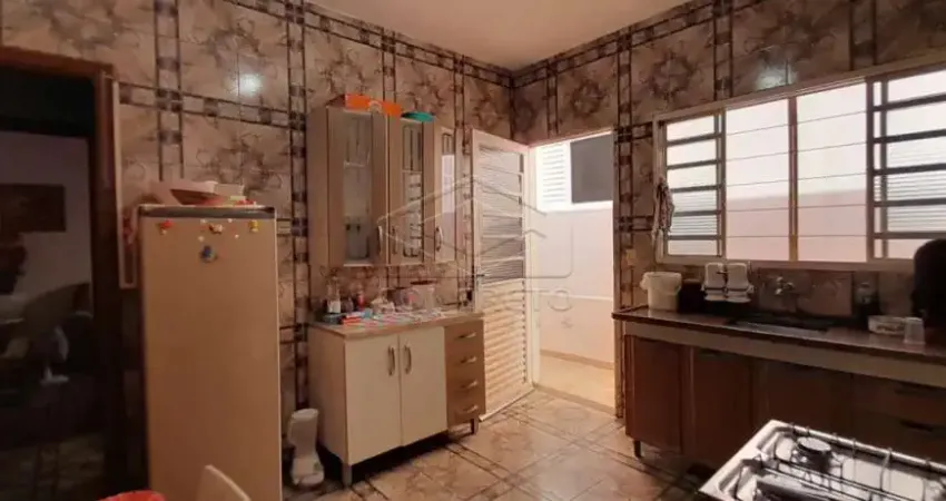 Casa com 2 quartos para alugar na Vila Nova, Jaú 