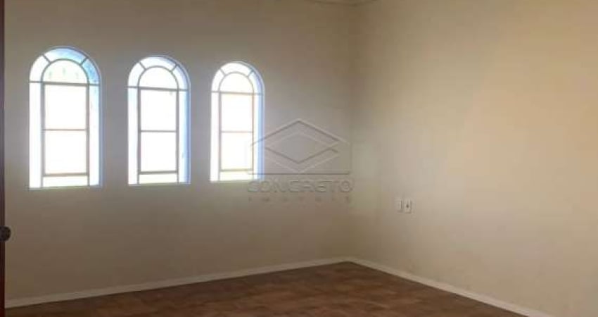 EXCELENTE OPORTUNIDADE! IMÓVEL AMPLO RESIDENCIAL E COMERCIAL