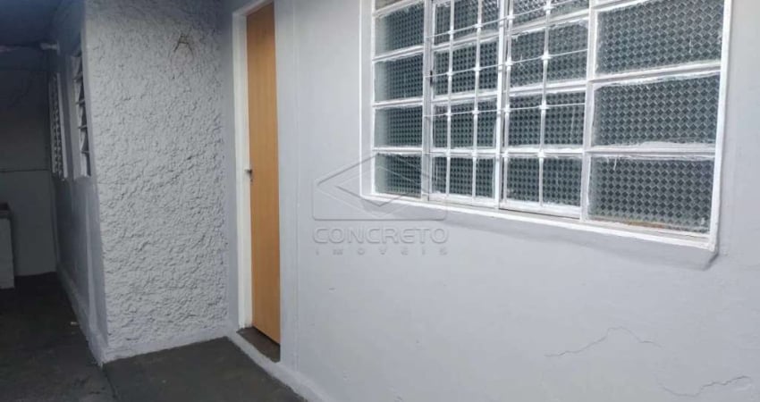 Casa com 1 quarto para alugar no Jardim Redentor, Bauru 
