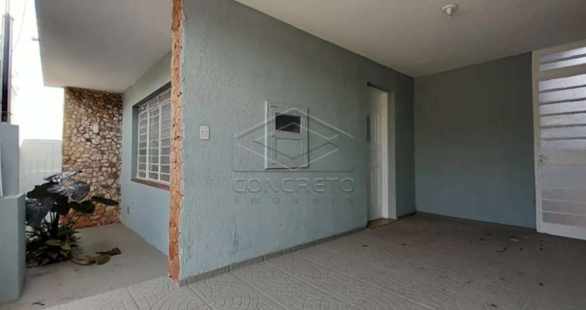 Casa com 3 quartos para alugar na Vila Hilst, Jaú 
