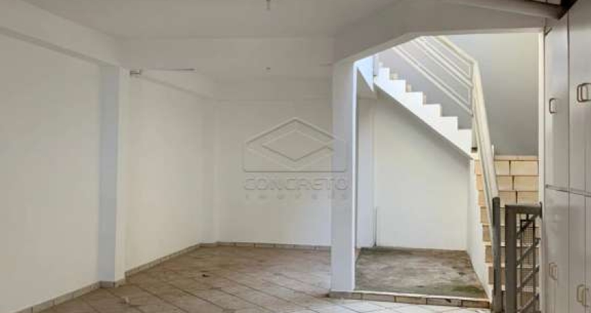 LINDO IMÓVEL COMERCIAL COM 2 ANDARES E ÁREA DE LAZER