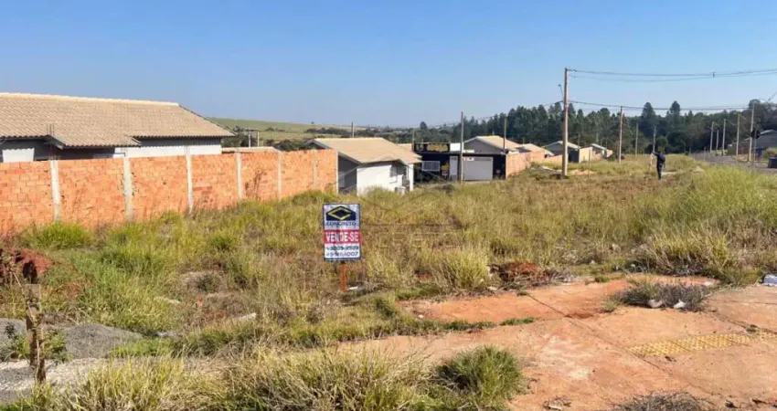 Casa à venda na Vila Nossa Senhora Aparecida, Lençóis Paulista 