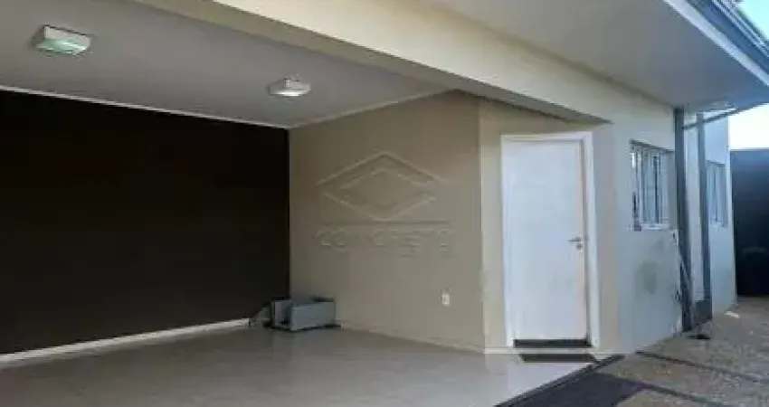 CASA COM 3 DORMITÓRIOS E PISCINA. EM EXCELENTE LOCALIZAÇÃO. FRANCISCO LEMOS DE ALMEIDA, BAURU