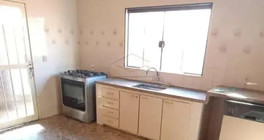Casa com 4 quartos para alugar no Centro, Lençóis Paulista 