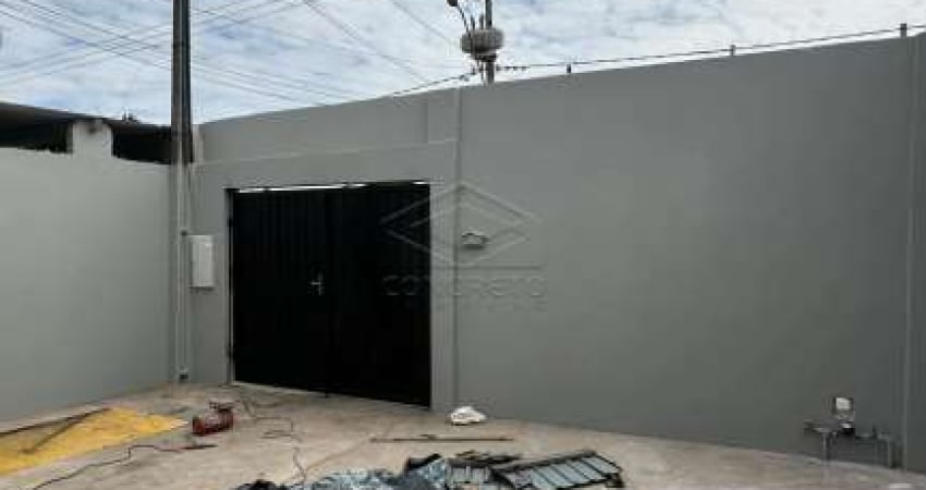 CASA COM 2 DORMITÓRIOS E EDÍCULA, PRÓXIMO AO CONFIANÇA DO MARY DOTA. BAURU/SP