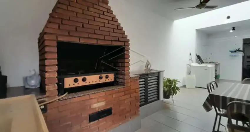Casa com 3 quartos para alugar no Jardim Jorge Atalla, Jaú 