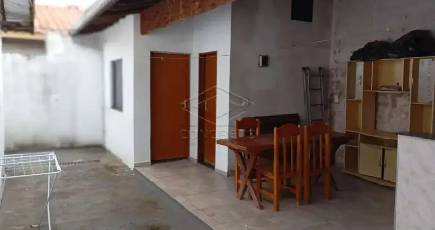 Casa com 4 quartos à venda no Conjunto Habitacional Antonio Hermínio Delevedove, Botucatu