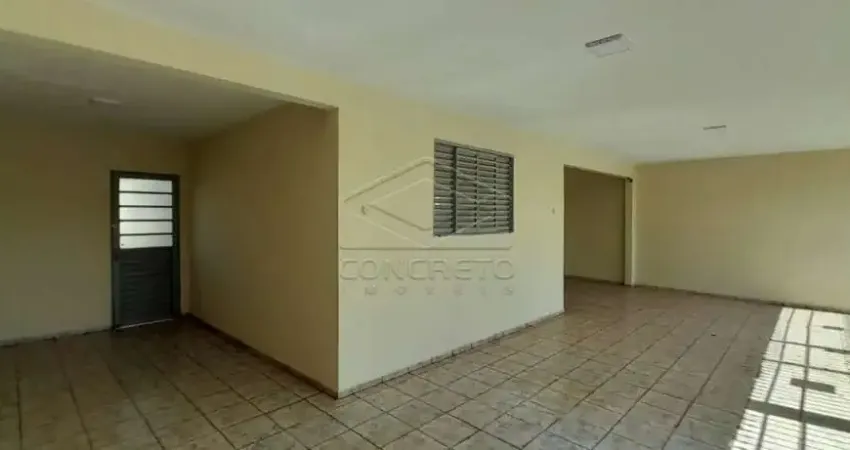 Casa com 2 quartos para alugar no Jardim São Caetano, Jaú 