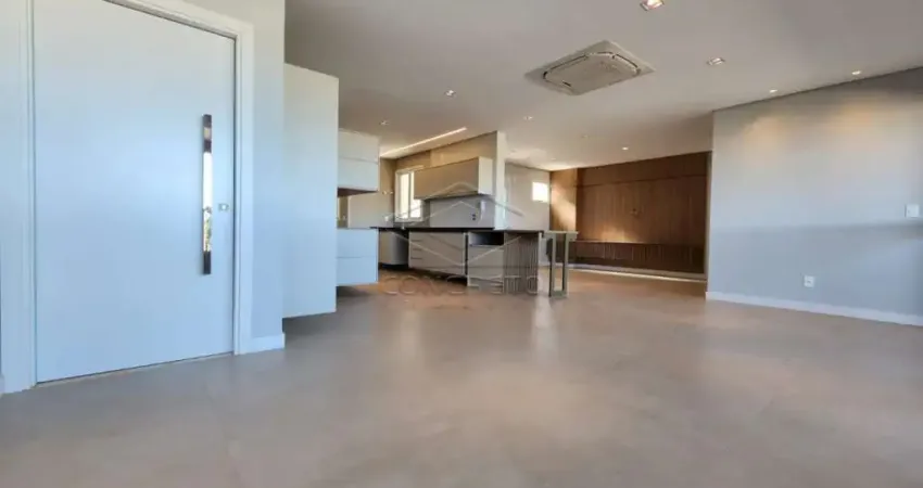 Apartamento com 3 quartos para alugar na Vila Assis, Jaú 
