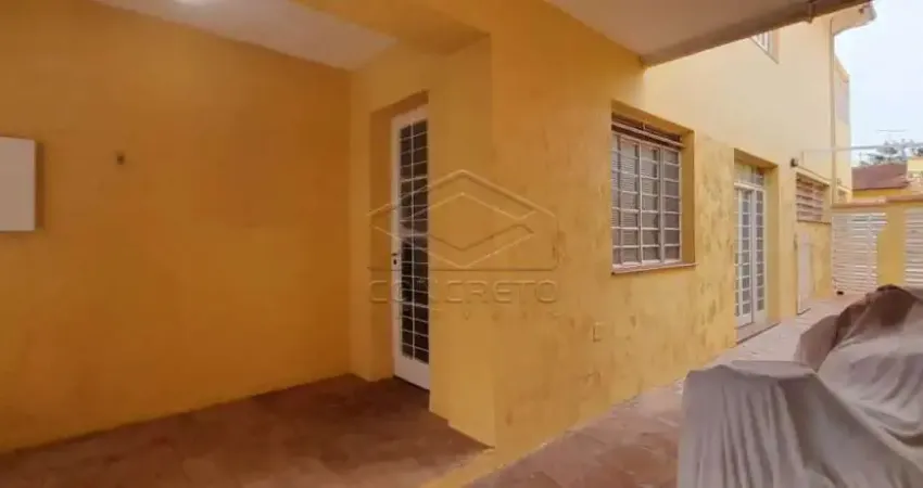 Casa com 4 quartos para alugar no Centro, Jaú 