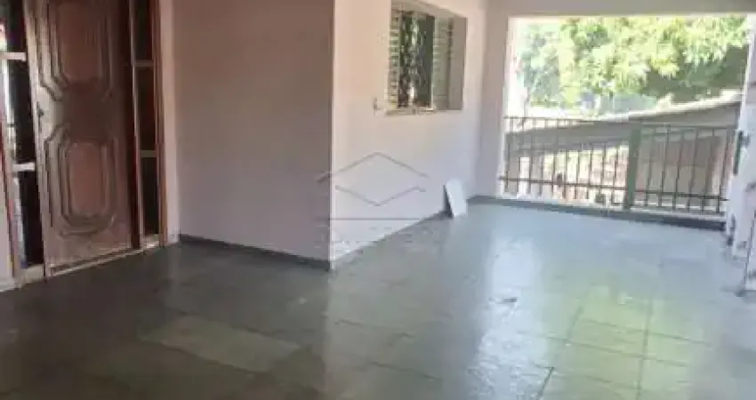 Casa com 3 quartos para alugar no Centro, Barra Bonita 