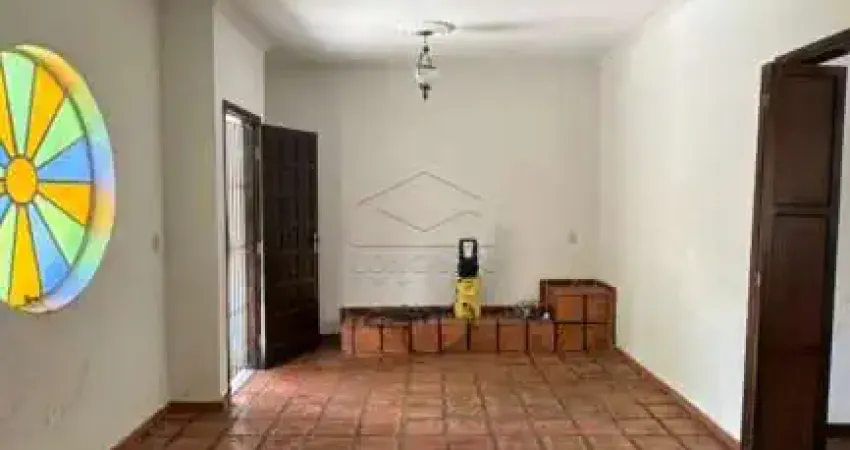 Casa com 3 dormitórios sendo 1 suíte e edícula. disponível para venda ou locação em excelente localização. vila aeroporto, bauru/sp