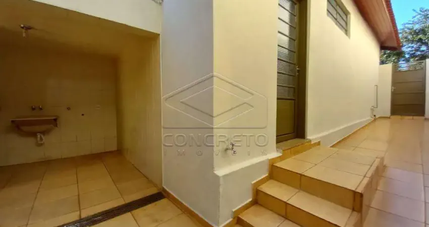 Casa com 3 quartos para alugar na Vila Hilst, Jaú 