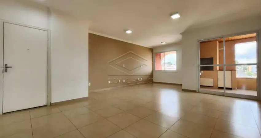 Apartamento com 3 quartos para alugar na Vila Santa Terezinha, Jaú