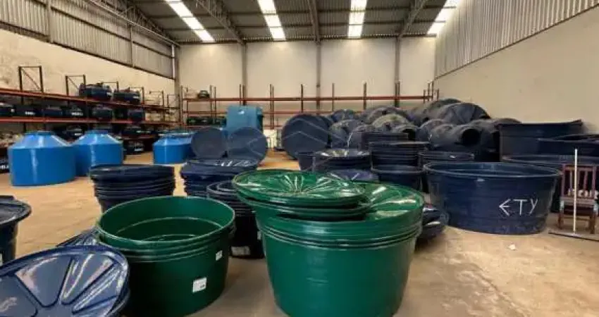 Ótimo galpão comercial em excelente localização, amplo e bem estruturado