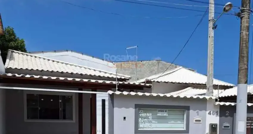 Casa à venda na Rua Nossa Senhora da Aparecida, 461, Parque dos Pinheiras, São Pedro da Aldeia