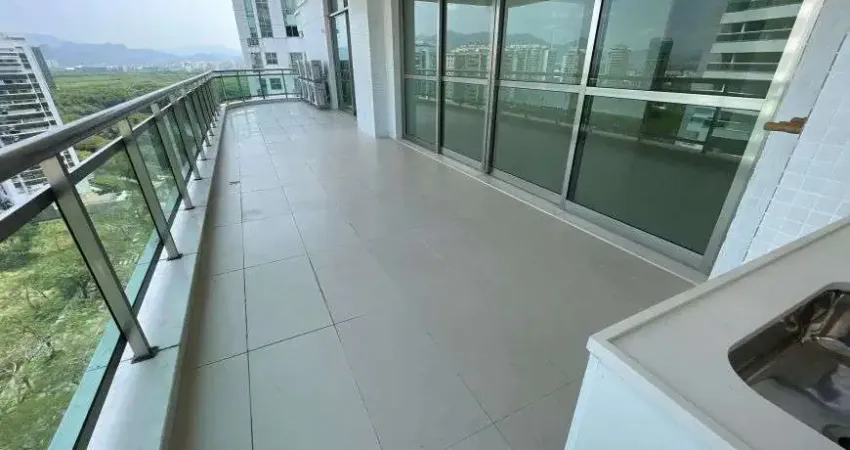 Apartamento de 376m² com 4 Suítes – Conforto e Exclusividade na Península