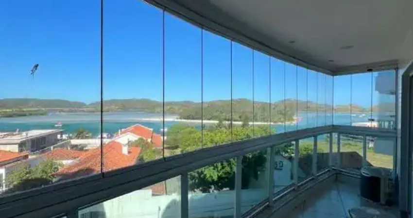 Quatro paredes vende Cabo frio Praia do forte Passagem 3 qts 1 suíte, 162m2, vista mar, pé na areia