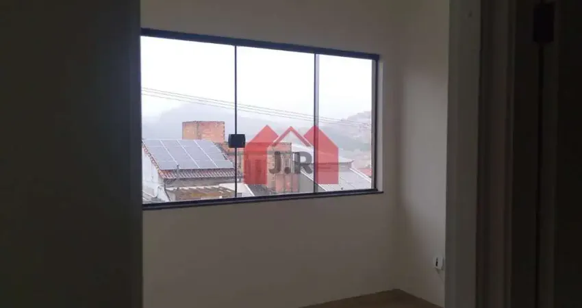 Casa comercial para alugar no Parque São Vicente, Mauá