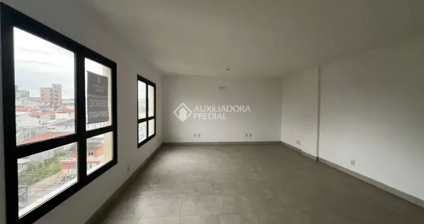 Sala comercial à venda na Rua Santo Antônio, 1460, Barreiros, São José