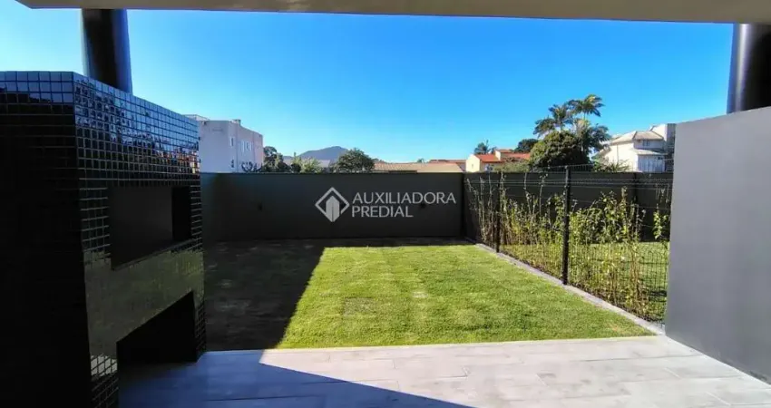 Casa com 3 quartos à venda na Rua dos Lordes, 56, Ingleses do Rio Vermelho, Florianópolis
