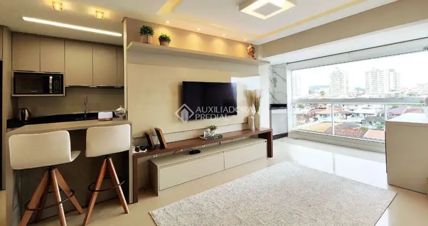 Apartamento com 2 quartos à venda na Rua Eugênio Portela, 654, Barreiros, São José