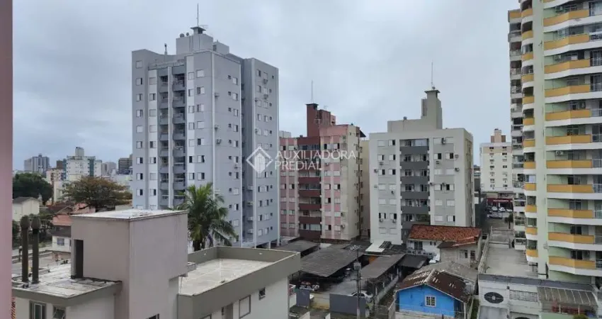 Apartamento com 3 quartos à venda na Avenida Salvador Di Bernardi, 840, Campinas, São José
