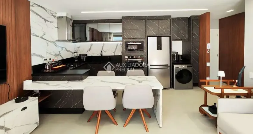 Apartamento com 1 quarto à venda na Avenida Marinheiro Max Schramm, 2679, Jardim Atlântico, Florianópolis