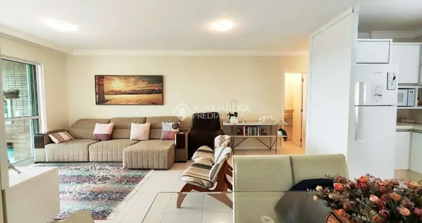 Apartamento com 3 quartos à venda na Rua Orlando Odilio Koerich, 201, Estreito, Florianópolis