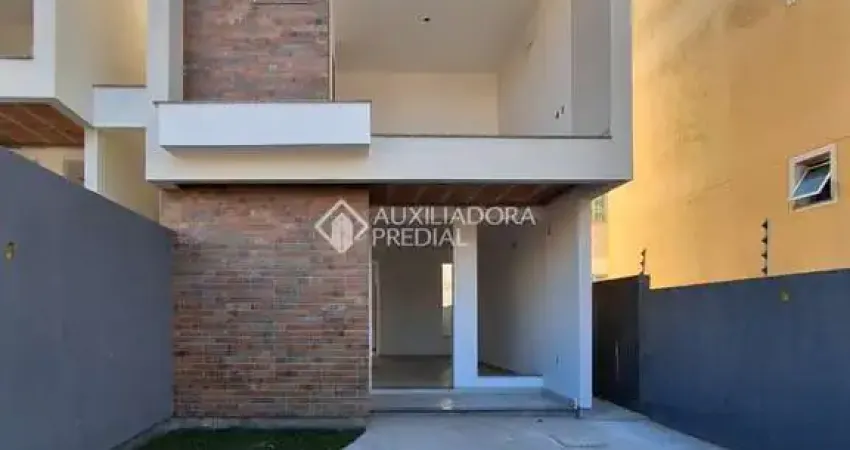 Casa em condomínio fechado com 3 quartos à venda na Augusta Rodrigues Pulceno, 42, Serraria, São José