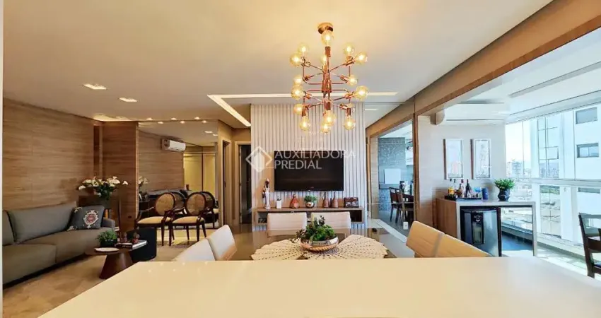 Apartamento com 3 quartos à venda na Rua Brasilpinho, 261, Kobrasol, São José