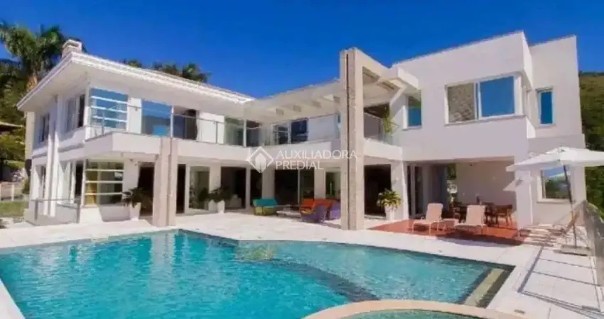 Casa com 7 quartos à venda na Rua Nicolino Tancredo, 243, Praia Brava, Florianópolis