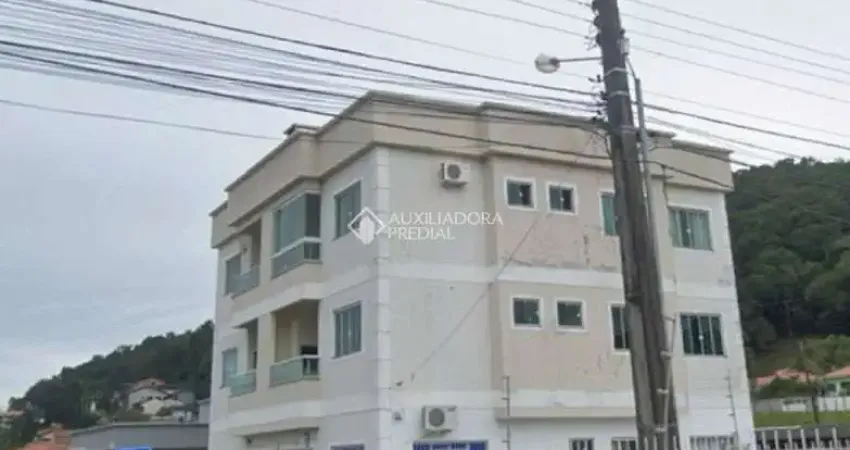 Apartamento com 3 quartos à venda na Manoel Francisco Machado, 511, Fundos, Biguaçu
