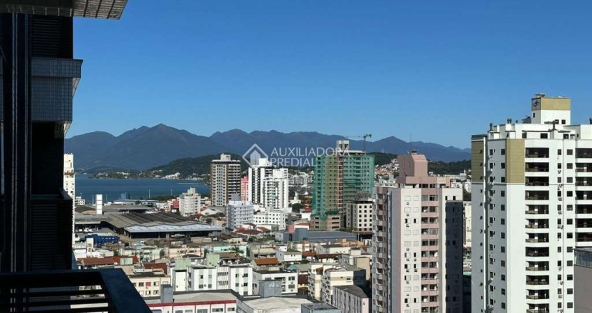 Apartamento com 2 quartos à venda na Rua José Gonzaga Regina Lima, 298, Kobrasol, São José