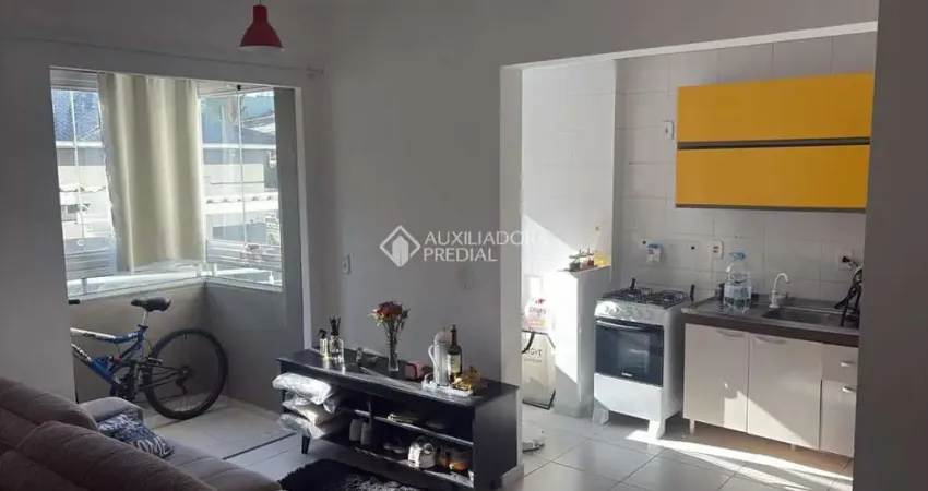 Apartamento com 1 quarto à venda na Rua Hamilton Ferreira, 203, Areias, São José