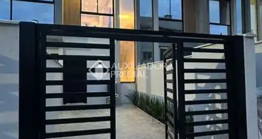 Casa com 2 quartos à venda na Maria Emília da Silva, 255, Ingleses do Rio Vermelho, Florianópolis